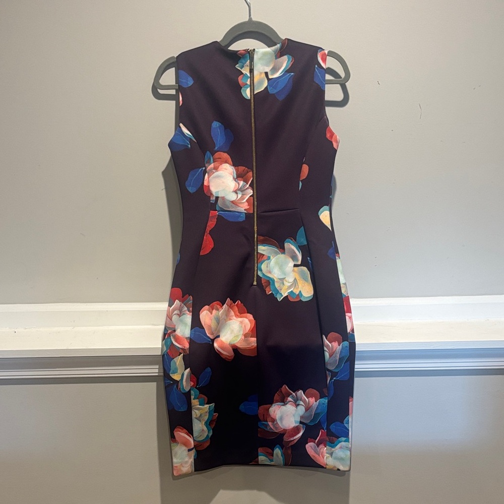 Calvin Klein Sleeveless Floral Sheath Dress - Purple - Size 6 - Picture 5 of 7